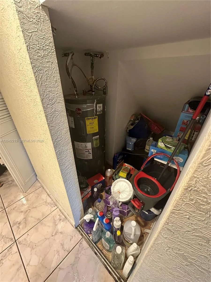2700 NW 47th Ter #1001 Lauderdale Lakes, FL 33313