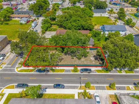 605 NW 65th St