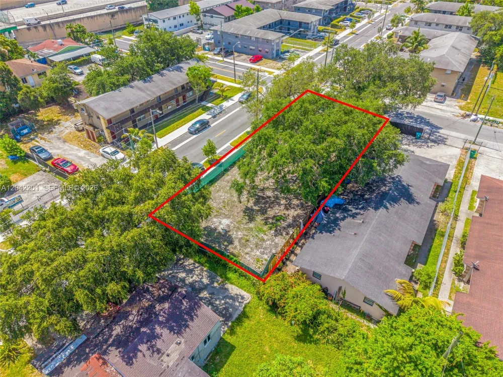 605 NW 65th St Miami, FL 33150