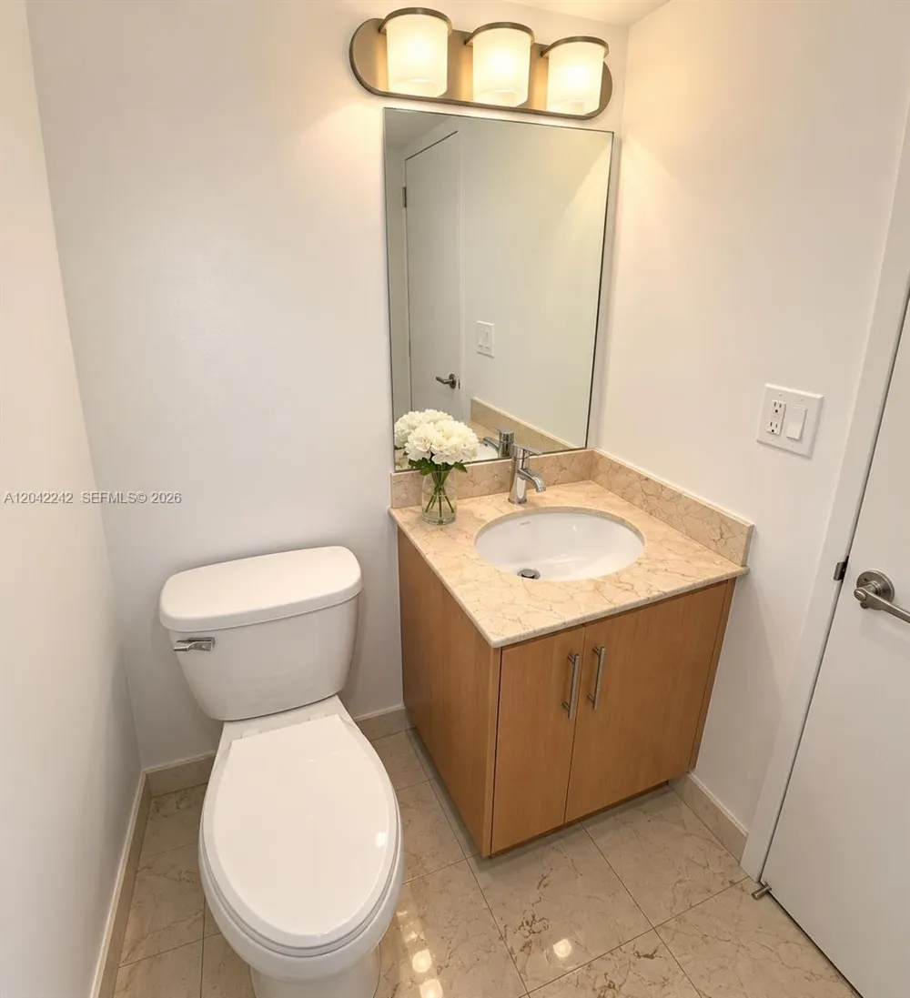 10275 Collins Ave #431 Bal Harbour, FL 33154