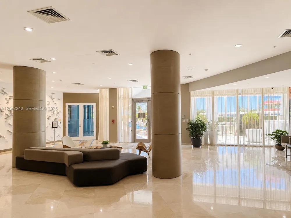 10275 Collins Ave #431 Bal Harbour, FL 33154