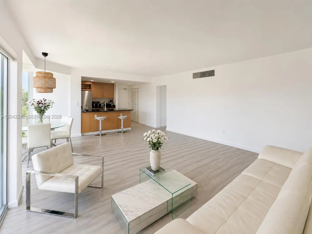 10275 Collins Ave #431 Bal Harbour, FL 33154
