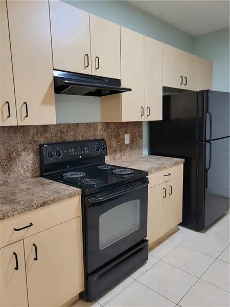 3569 Forest Hill Boulevard #117 Palm Springs, FL 33406
