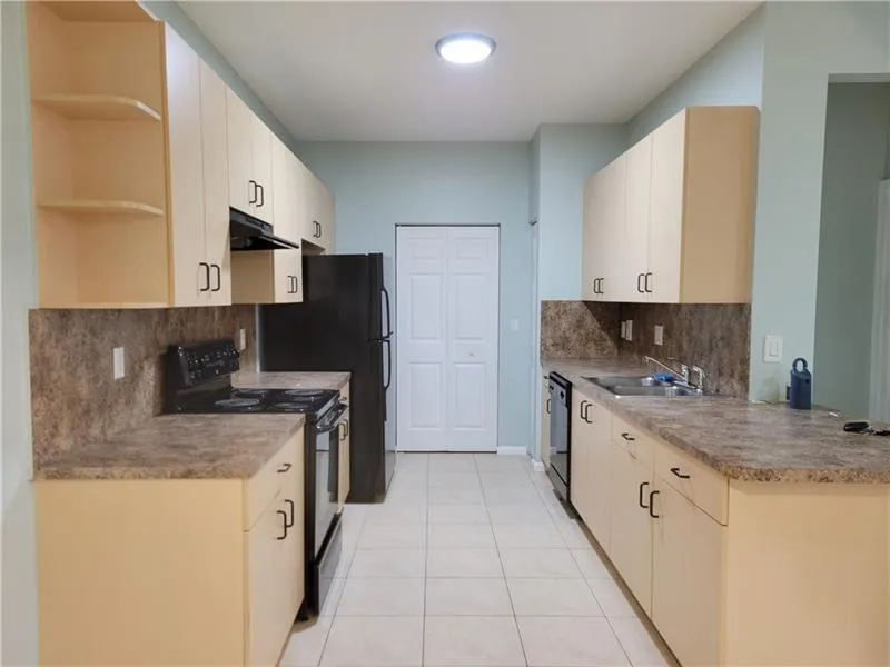 3569 Forest Hill Boulevard #117 Palm Springs, FL 33406
