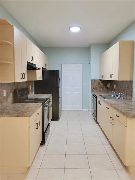 3569 Forest Hill Boulevard #117 Palm Springs, FL 33406