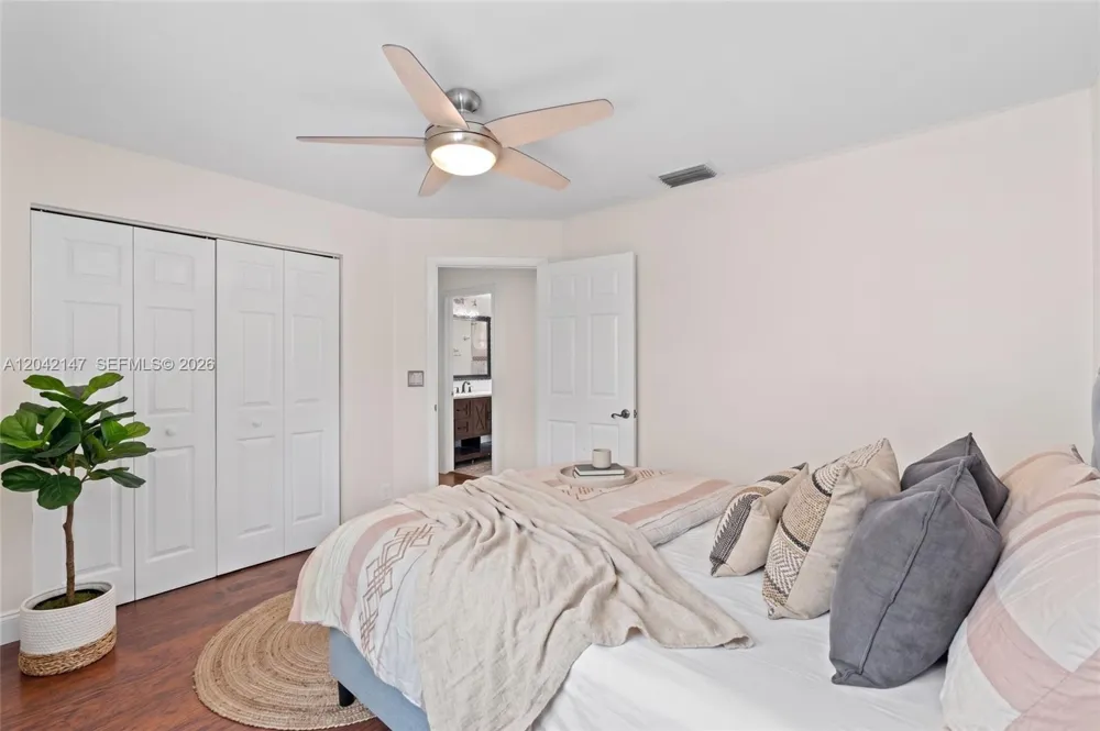 2722 Cayenne Ave Cooper City, FL 33026
