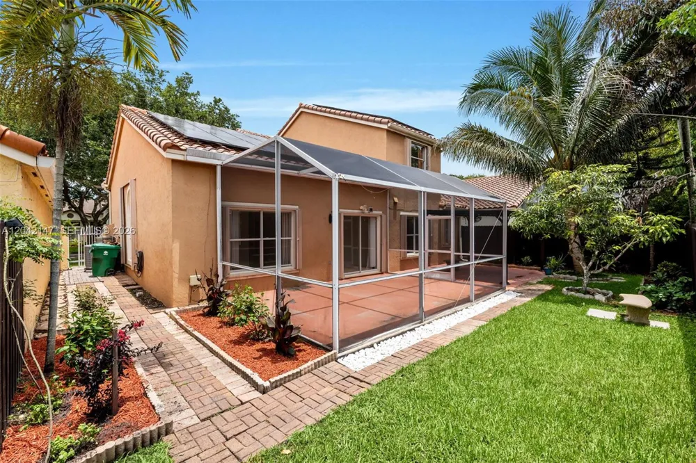 2722 Cayenne Ave Cooper City, FL 33026