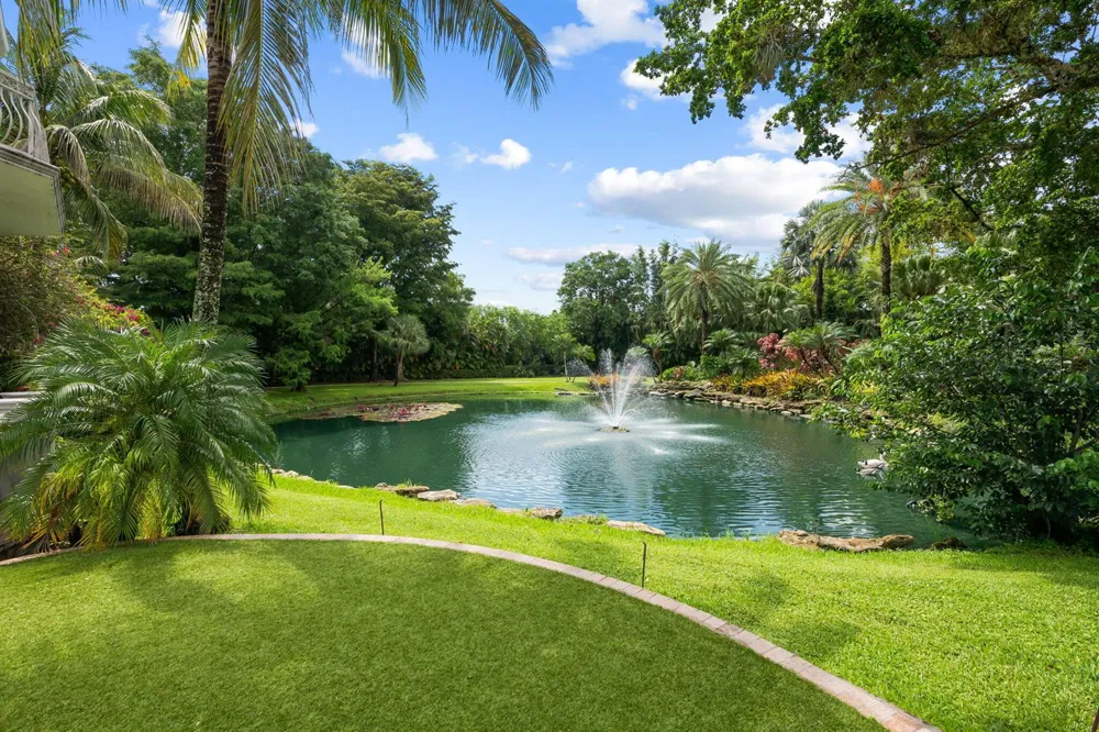 8950 NW 70th Court Parkland, FL 33067
