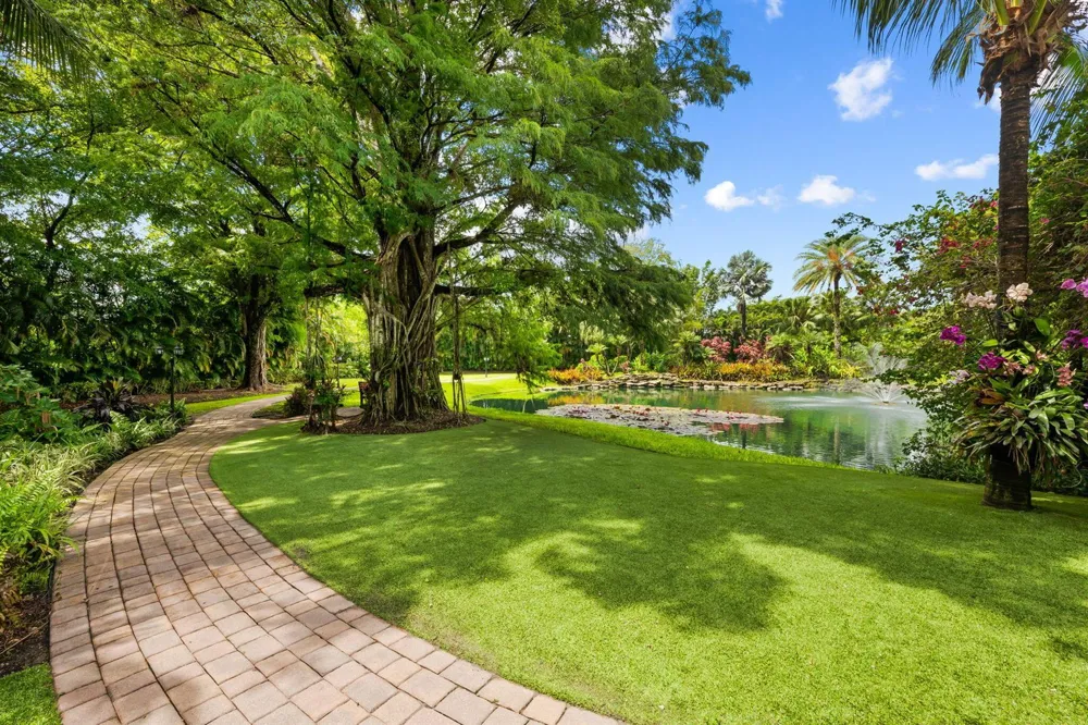 8950 NW 70th Court Parkland, FL 33067