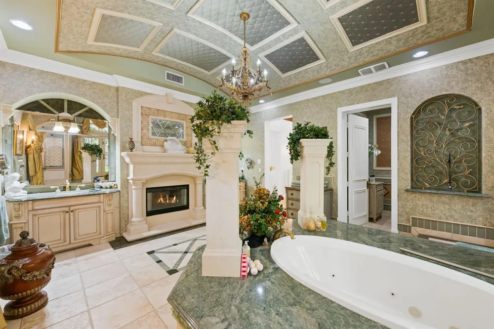 8950 NW 70th Court Parkland, FL 33067