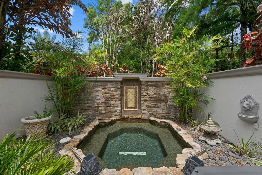 8950 NW 70th Court Parkland, FL 33067