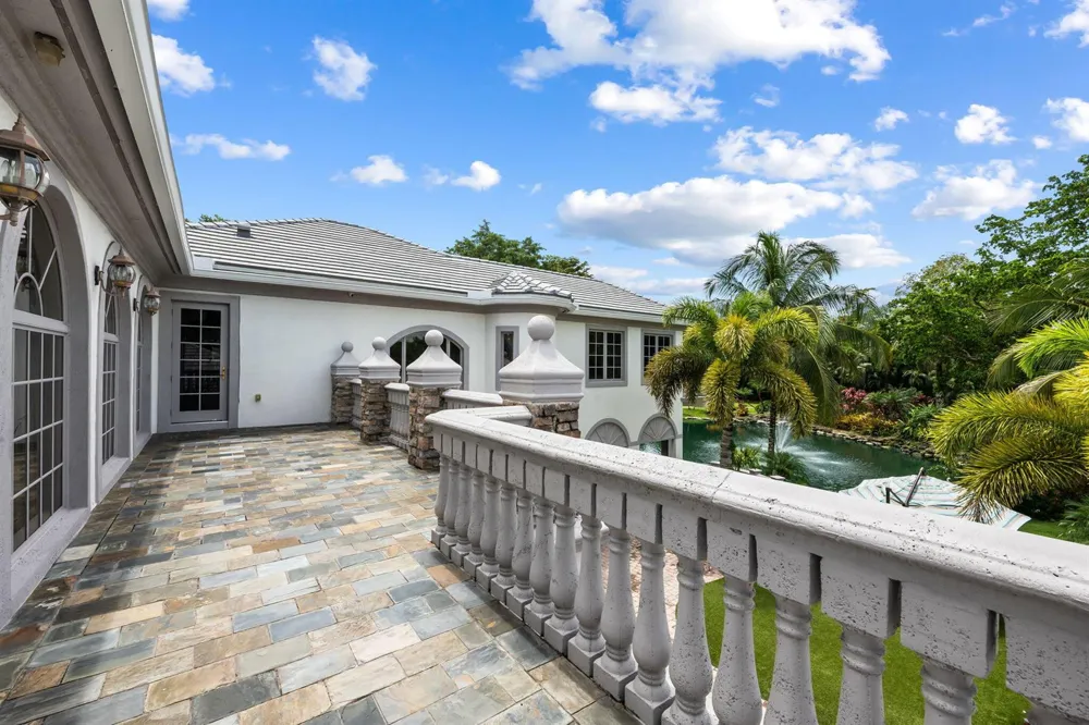 8950 NW 70th Court Parkland, FL 33067