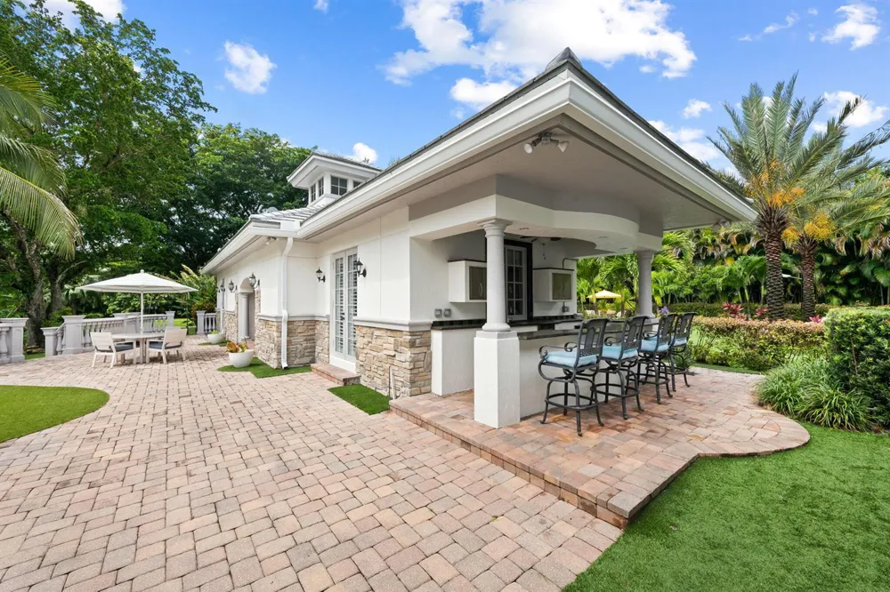 8950 NW 70th Court Parkland, FL 33067