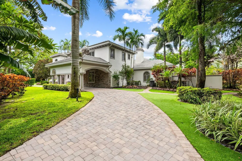 8950 NW 70th Court Parkland, FL 33067