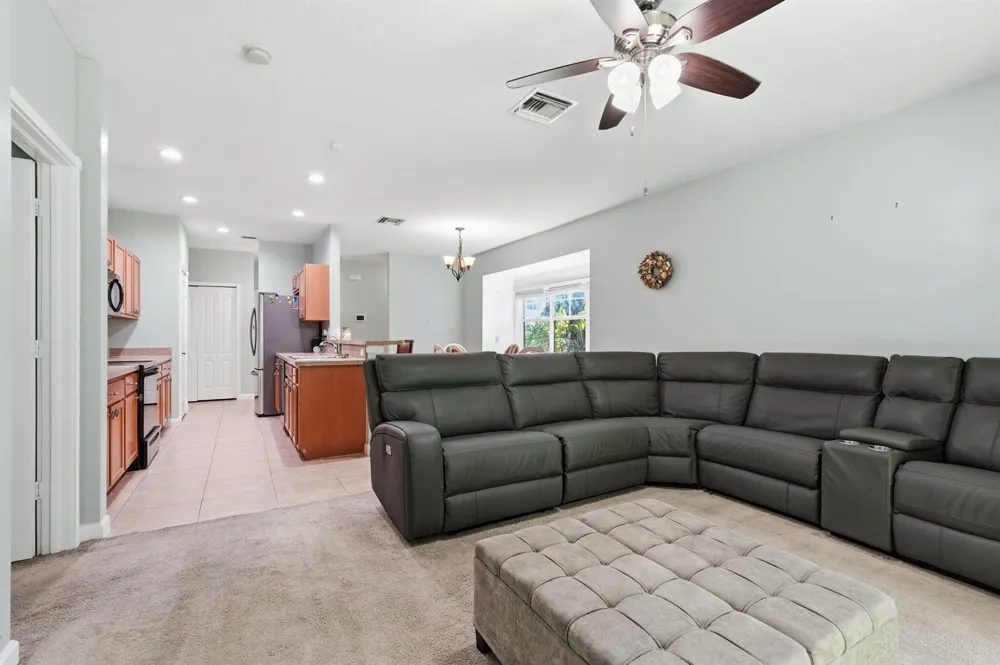 2551 Creekside Drive Fort Pierce, FL 34981