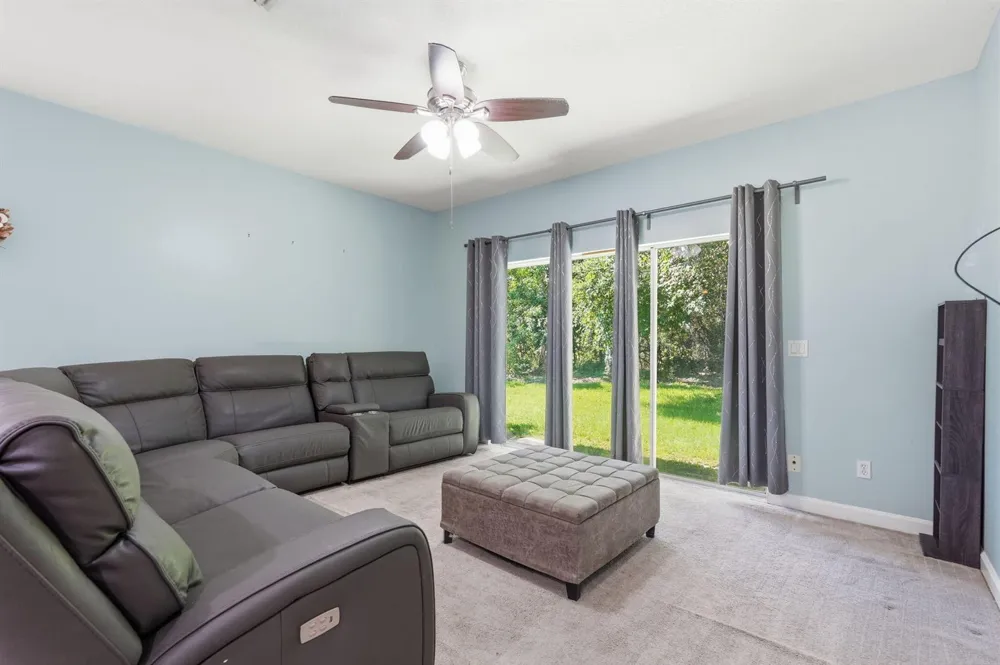 2551 Creekside Drive Fort Pierce, FL 34981