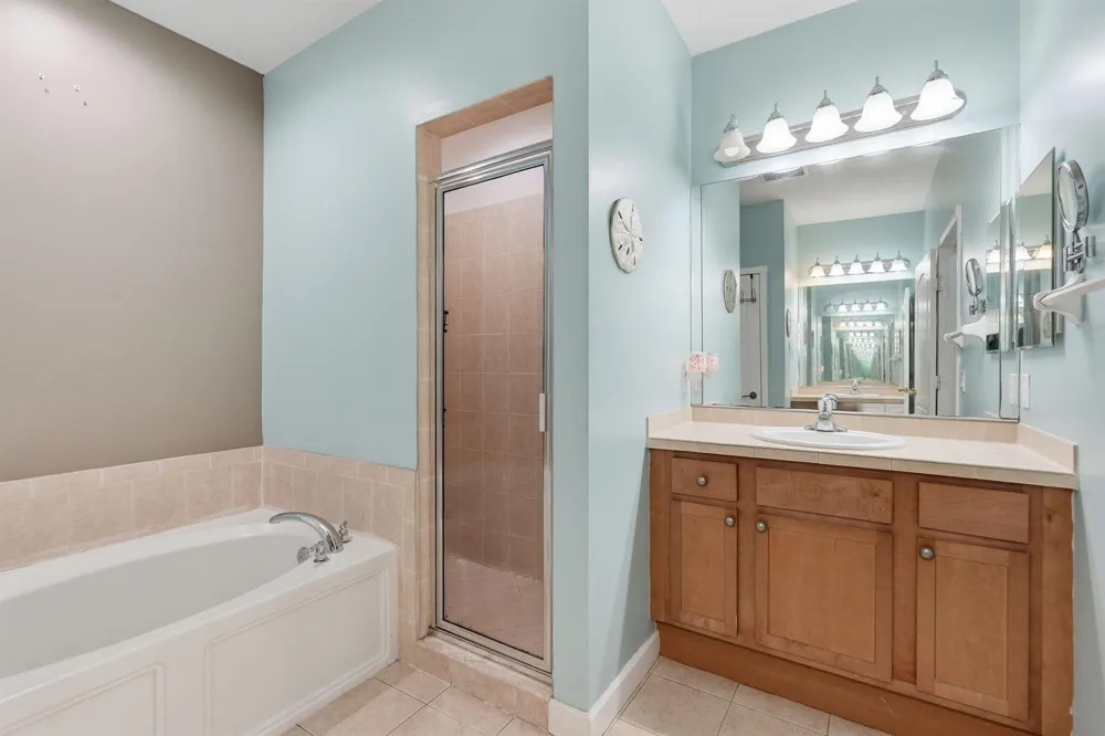 2551 Creekside Drive Fort Pierce, FL 34981