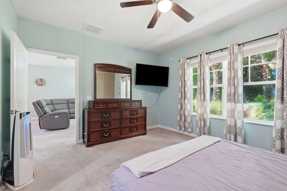 2551 Creekside Drive Fort Pierce, FL 34981
