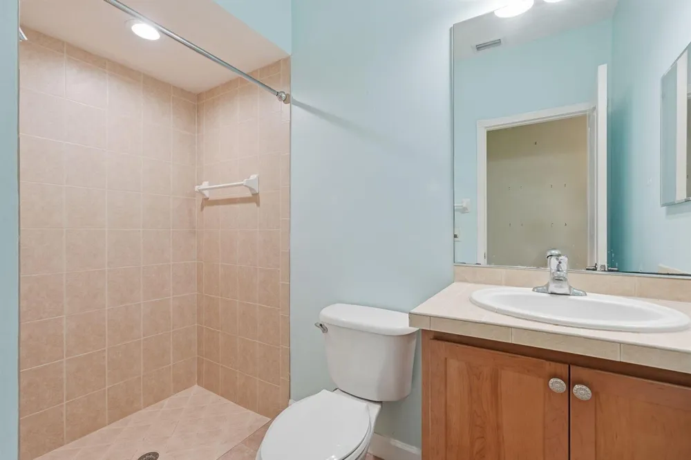 2551 Creekside Drive Fort Pierce, FL 34981