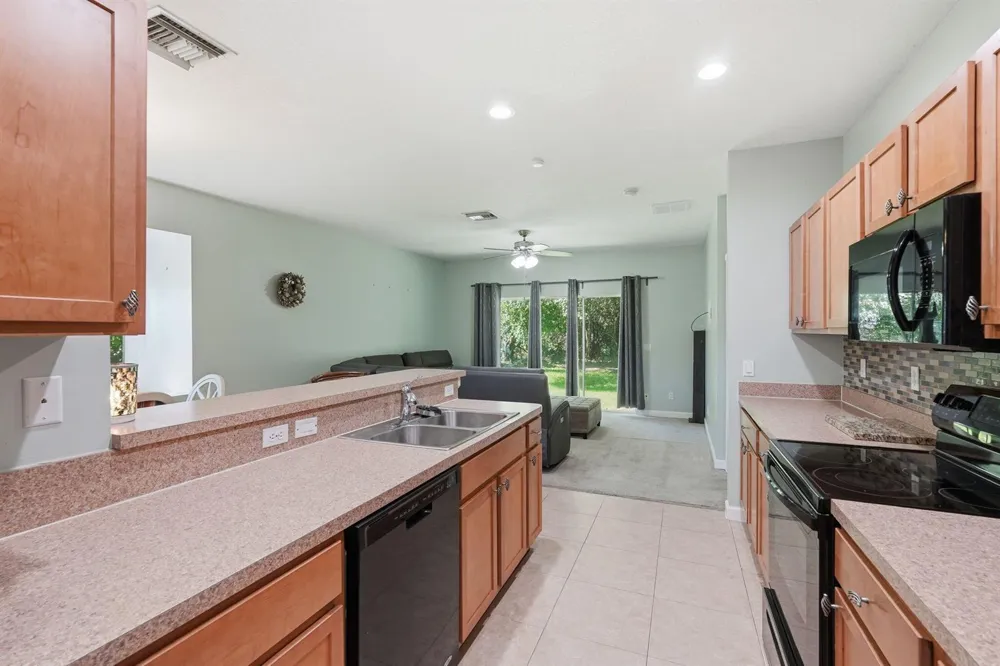 2551 Creekside Drive Fort Pierce, FL 34981