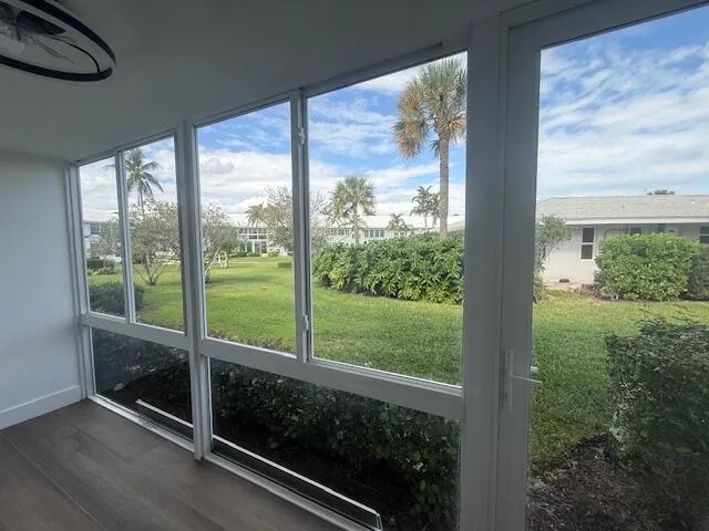 5520 Ocean Boulevard #111 Ocean Ridge, FL 33435