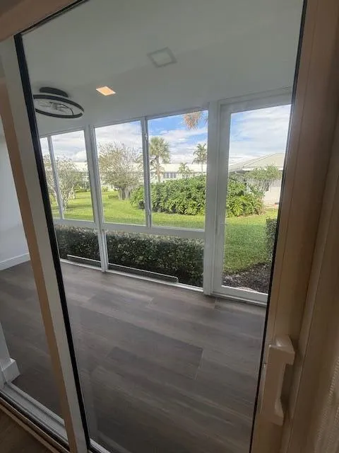 5520 Ocean Boulevard #111 Ocean Ridge, FL 33435