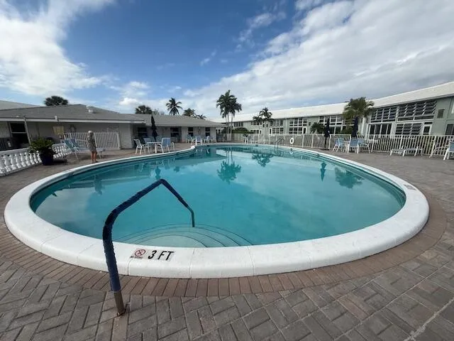5520 Ocean Boulevard #111 Ocean Ridge, FL 33435