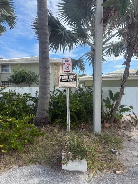5520 Ocean Boulevard #111 Ocean Ridge, FL 33435