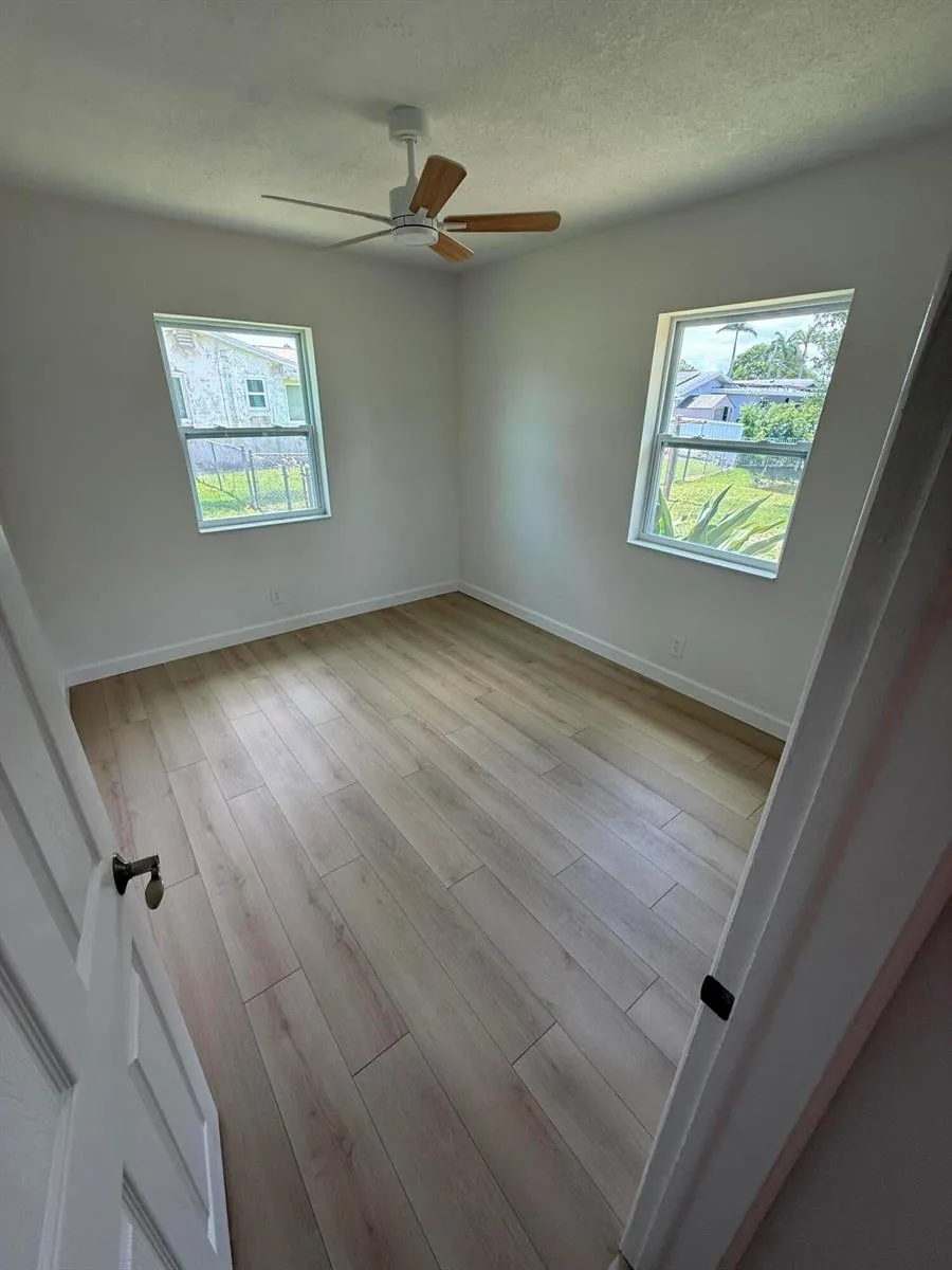 1417 Willow Road West Palm Beach, FL 33406