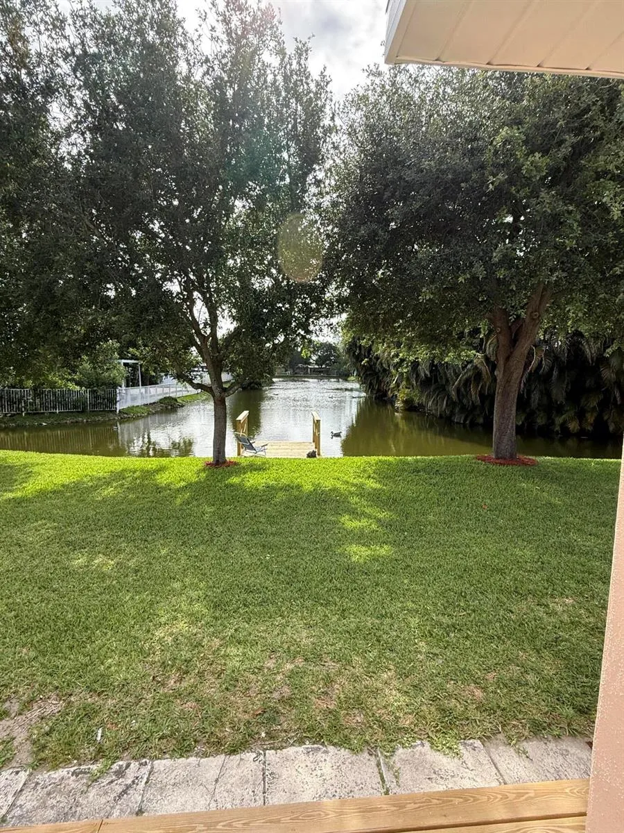 1417 Willow Road West Palm Beach, FL 33406