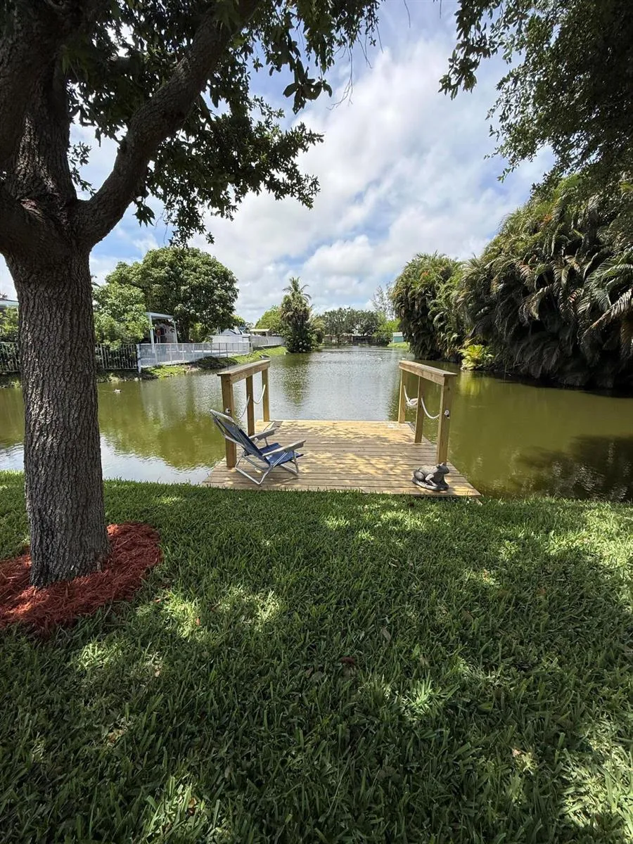 1417 Willow Road West Palm Beach, FL 33406