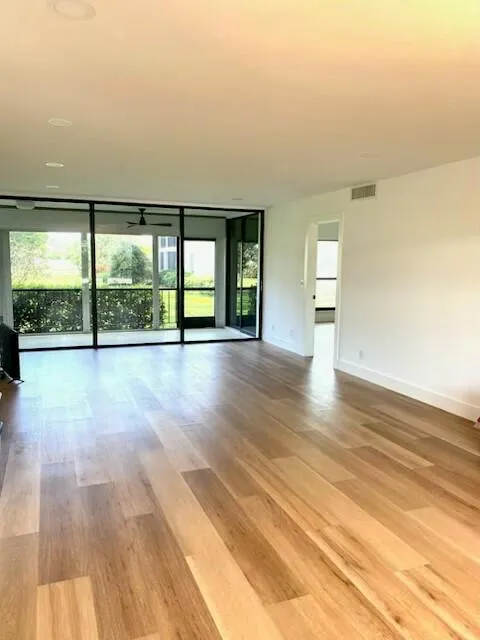 10 SE Turtle Creek Drive #Unit B Tequesta, FL 33469