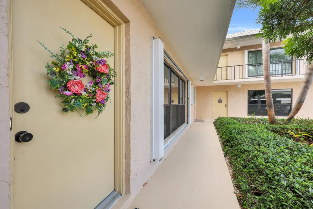 10 SE Turtle Creek Drive #Unit B Tequesta, FL 33469