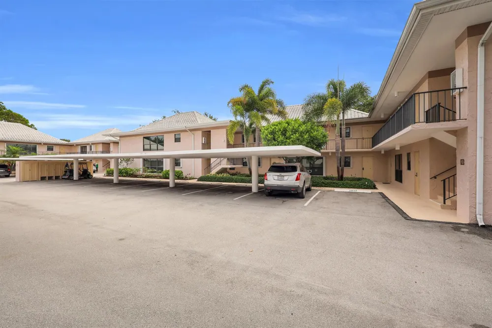 10 SE Turtle Creek Drive #Unit B Tequesta, FL 33469