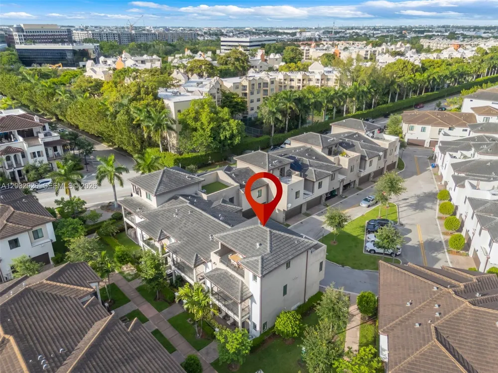 4963 NW 83rd Path #4963 Doral, FL 33166