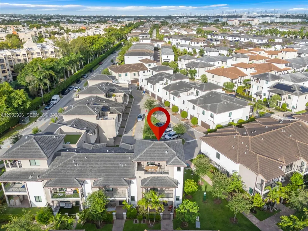 4963 NW 83rd Path #4963 Doral, FL 33166