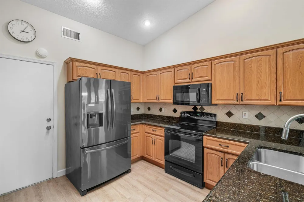 7851 Sailing Shores Terrace Boynton Beach, FL 33437