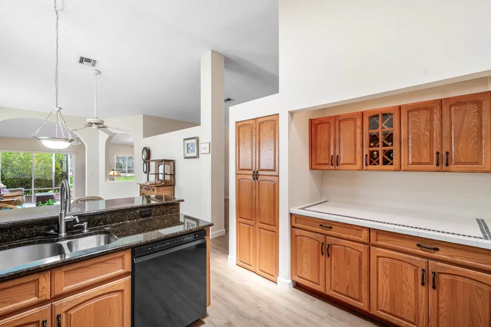 7851 Sailing Shores Terrace Boynton Beach, FL 33437