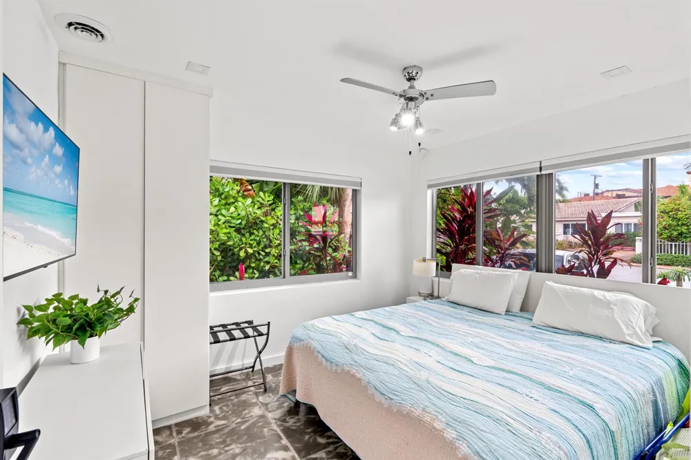 3305 NE 16th Court Fort Lauderdale, FL 33305