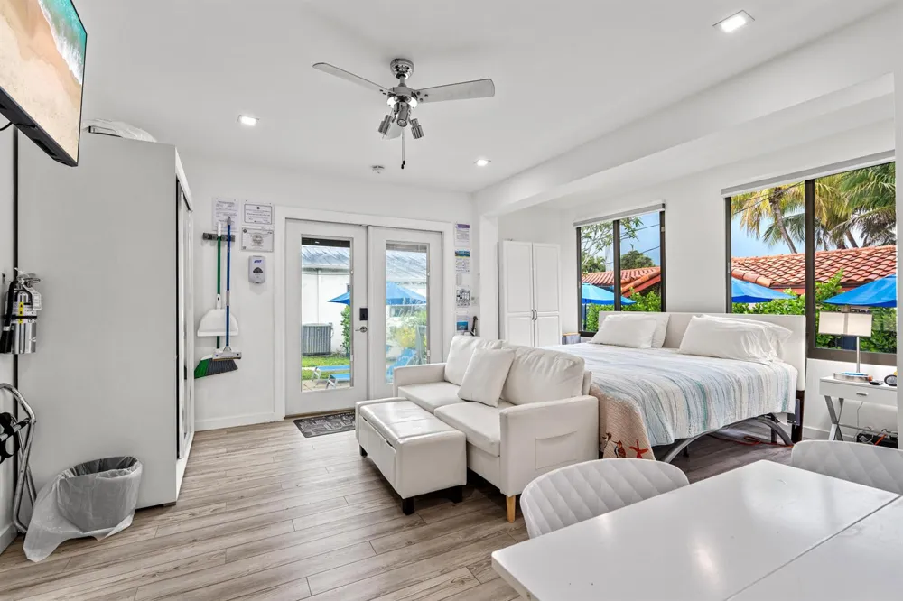 3305 NE 16th Court Fort Lauderdale, FL 33305