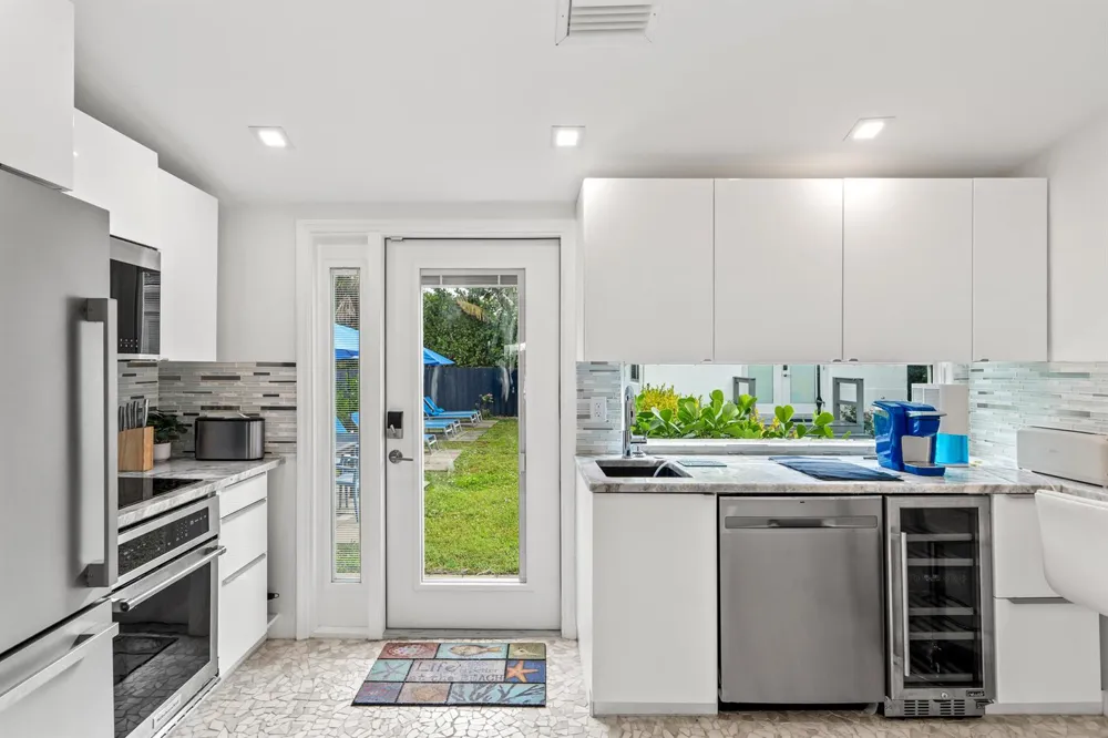 3305 NE 16th Court Fort Lauderdale, FL 33305