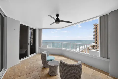 5200 Ocean Drive #1004
