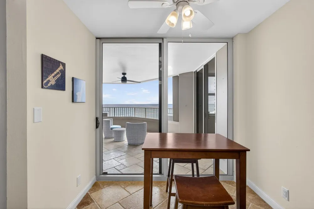 5200 Ocean Drive #1004 Singer Island, FL 33404