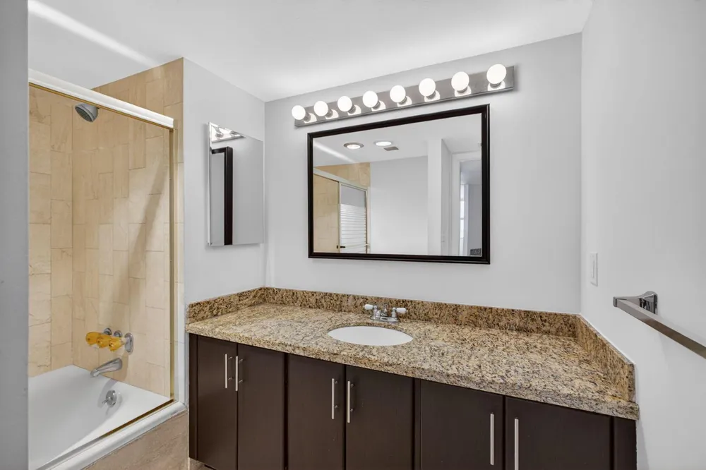 5200 Ocean Drive #1004 Singer Island, FL 33404