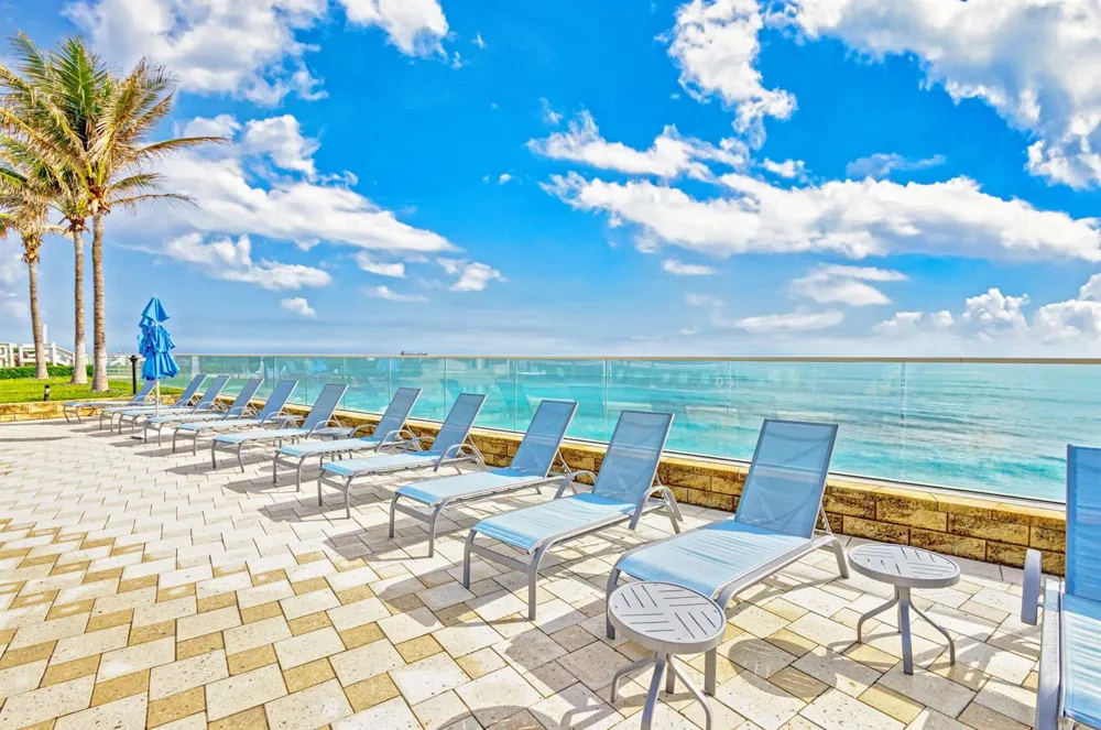 5200 Ocean Drive #1004 Singer Island, FL 33404