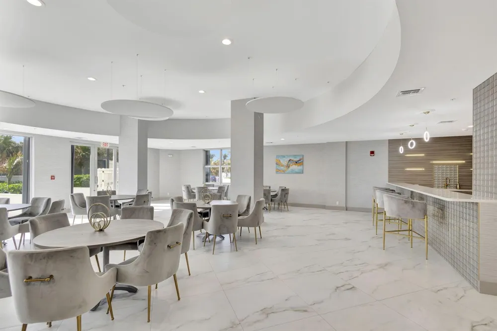 5200 Ocean Drive #1004 Singer Island, FL 33404