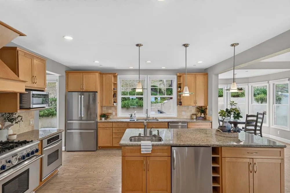 310 Hidden Valley Soquel, CA 95073