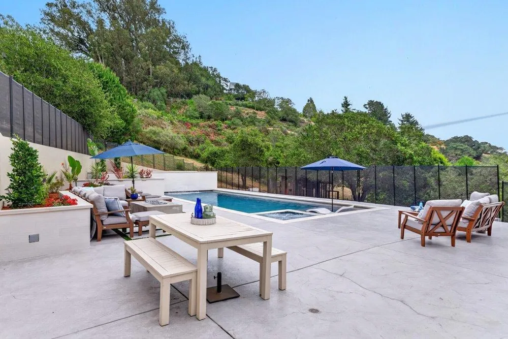 310 Hidden Valley Soquel, CA 95073