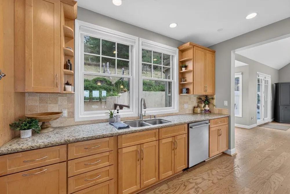 310 Hidden Valley Soquel, CA 95073