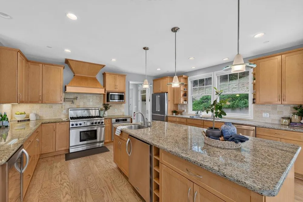 310 Hidden Valley Soquel, CA 95073